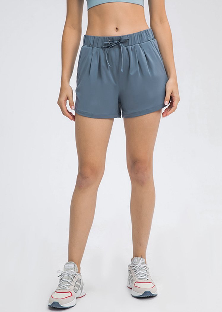 Drawstring Waist Loose Yoga Shorts with Pockets