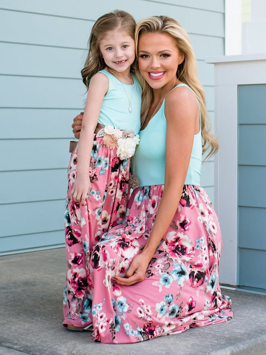 Mommy and Me Dresses Casual Floral Family Outfits Summer Matching Maxi Dress With Pockets