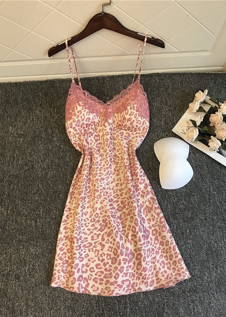 Fashion Pink Leopard Printed Lace Trim Satin V Neck Spaghetti Straps Night Dress