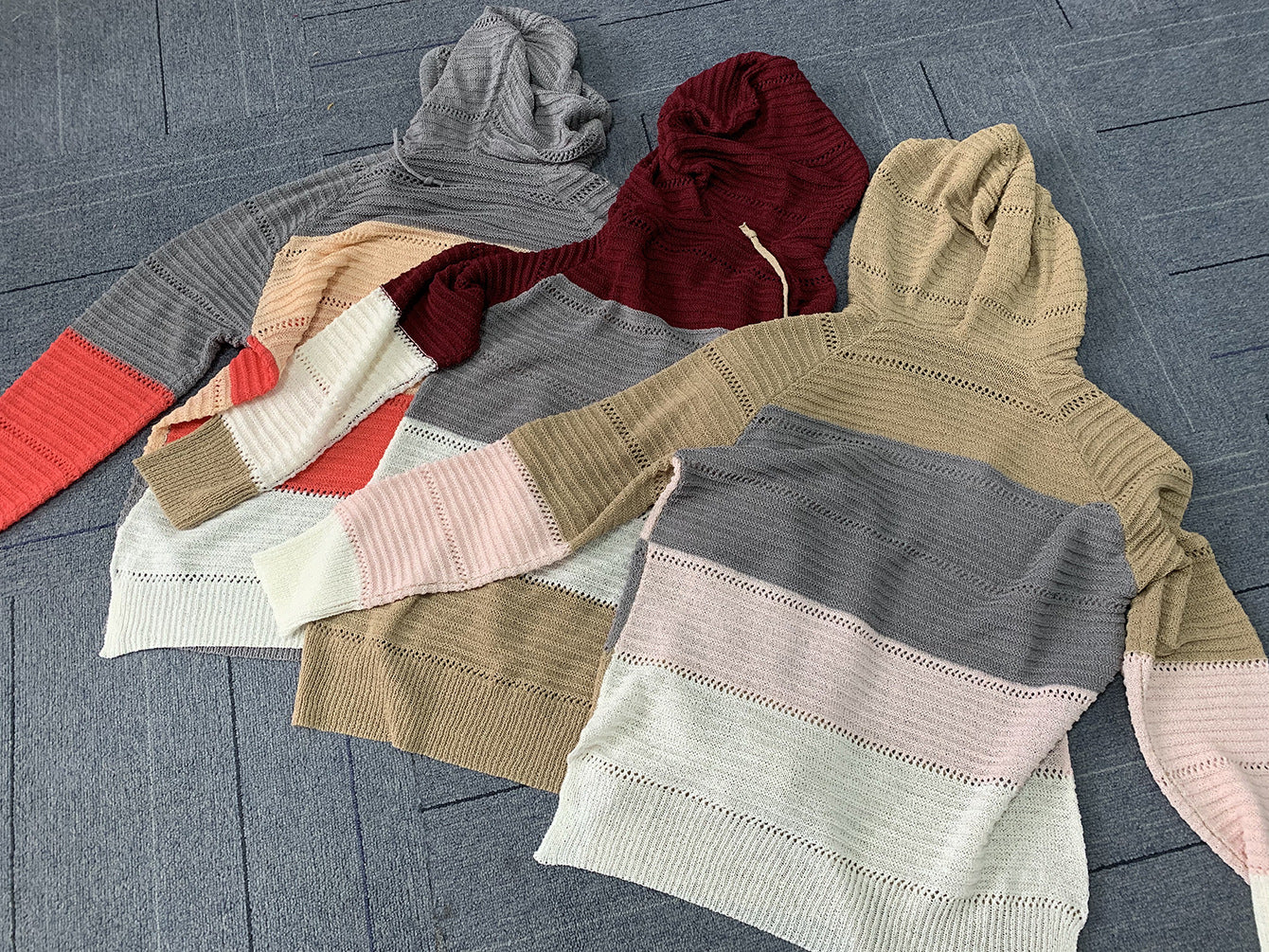 Fashion Women Striped Lightweight High-elastic Long Sleeves Hoodie Outerwear Pullover Knited Sweater
